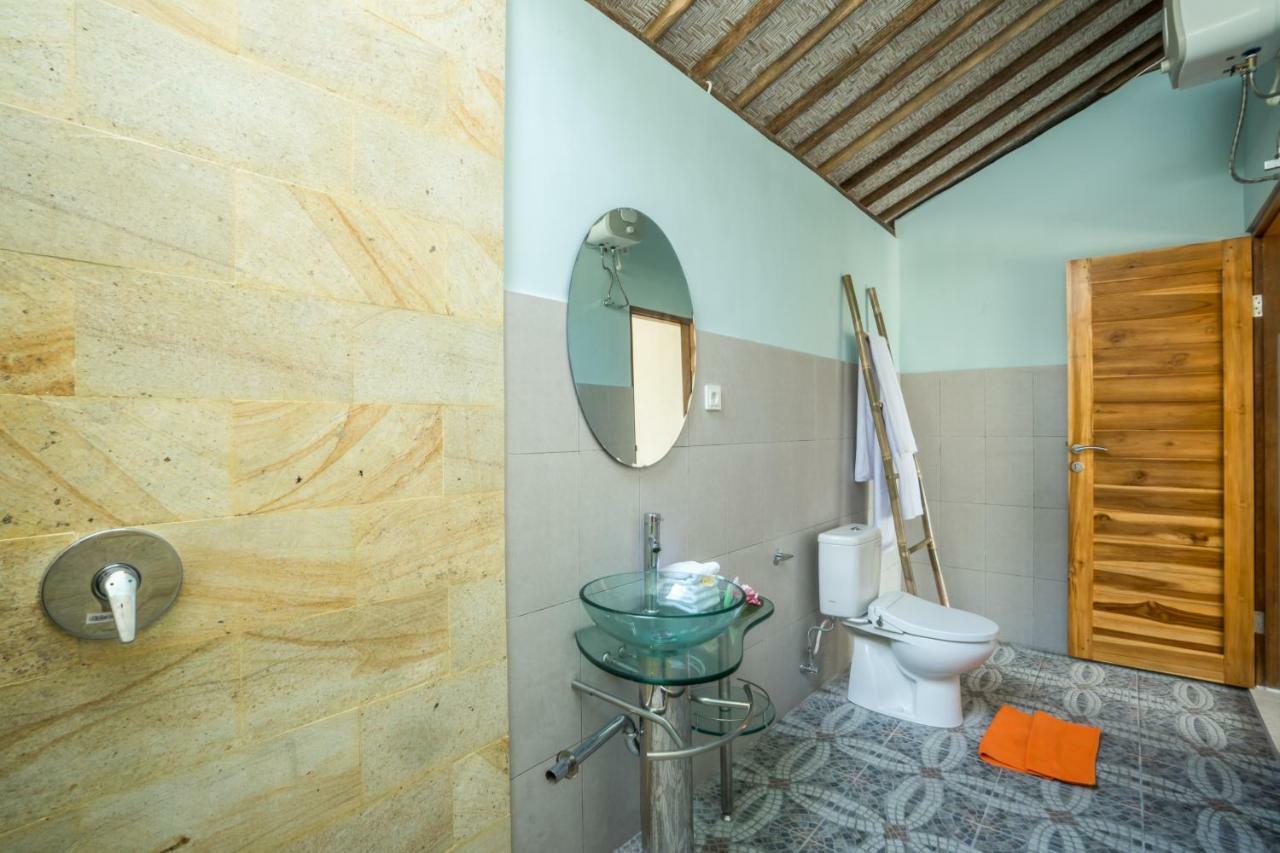 Villa Ume Tenang Nusa Penida Exterior photo